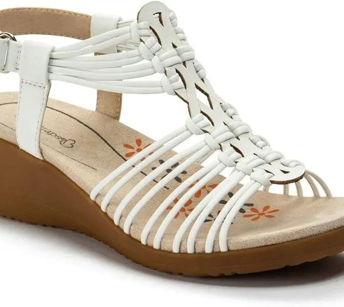 BareTraps Taren Women's Sandals & Flip Flops.  size 8,5