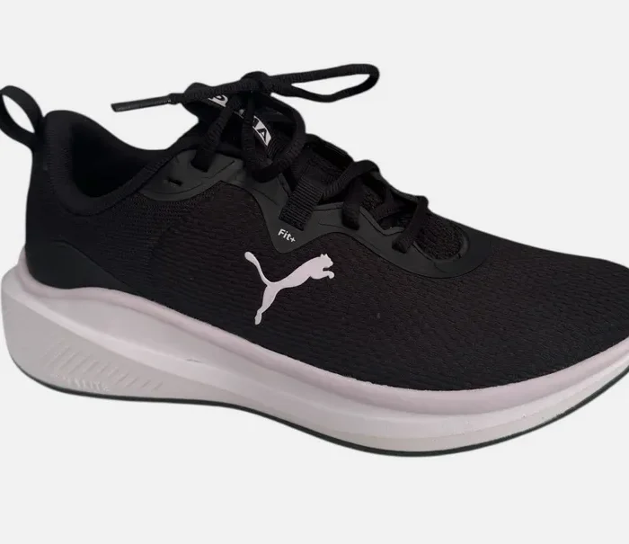 PUMA Skyrocket Women’s 6.5 Light Weight Performance Sneakers (Black/White)