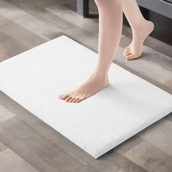 Madison Park Signature Marshmallow Bathroom Rug Non Slip, Luxrurious Plush Bath Mat, Absorbent, Quick Dry, Spa Design Bath Room Décor, 20x30, White (2Pcs
