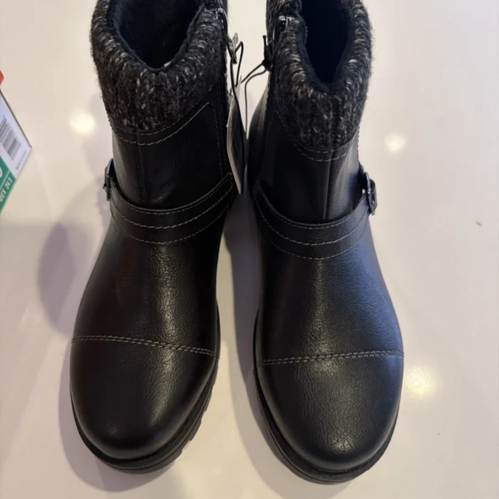 NIB JSport Women's Size 7.5 Black Ankle Boots